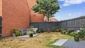 Photo 17- click for photo gallery